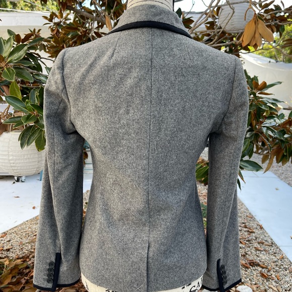 NWT J Crew Gorgeous Gray Wool Blazer with black trim - Picture 6 of 13